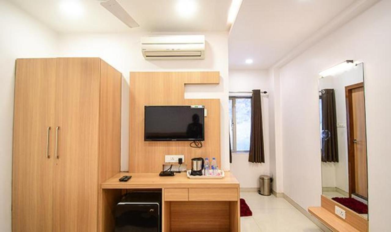 Fabhotel Stay Inn International - Nr Sealdah Station Kalkutta Kültér fotó