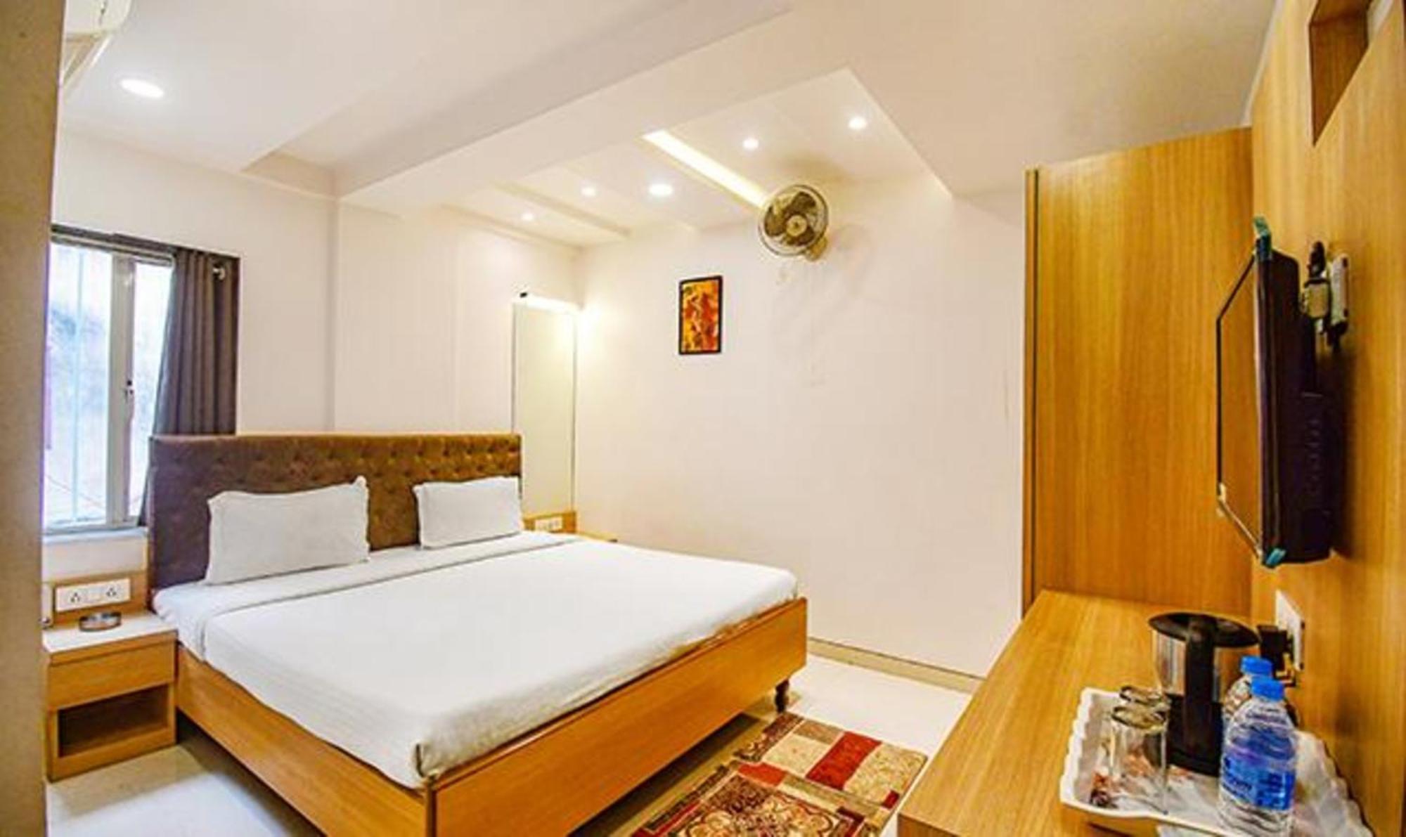 Fabhotel Stay Inn International - Nr Sealdah Station Kalkutta Kültér fotó